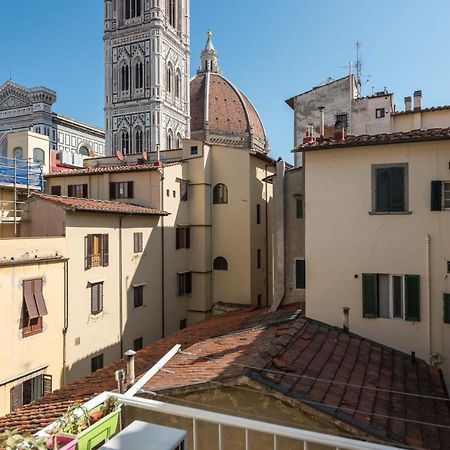 Charming 2Bed Apartment Overlooking Duomo - Hosted By Sweetstay Φλωρεντία Εξωτερικό φωτογραφία