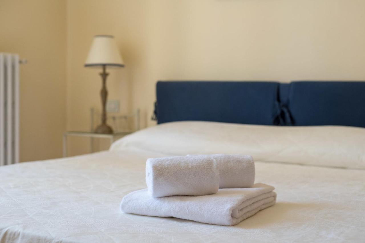 Charming 2Bed Apartment Overlooking Duomo - Hosted By Sweetstay Φλωρεντία Εξωτερικό φωτογραφία
