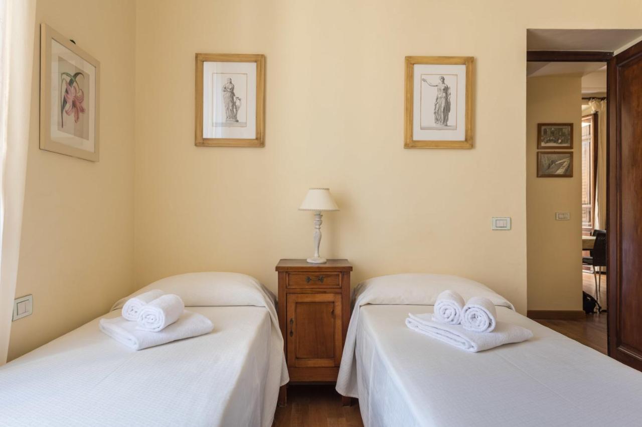 Charming 2Bed Apartment Overlooking Duomo - Hosted By Sweetstay Φλωρεντία Εξωτερικό φωτογραφία